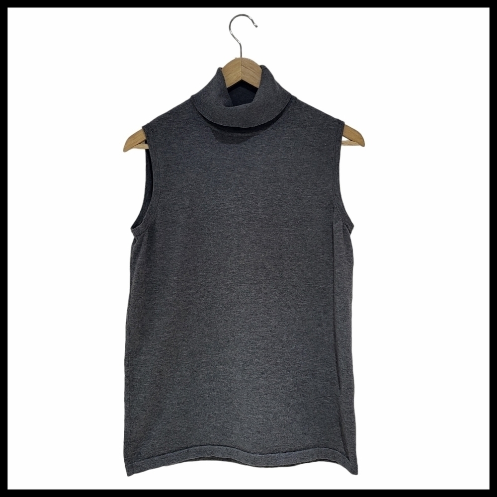 Laura Women's Sleeveless Knit Turtleneck Mock neck Size M Top Minimalist Grey